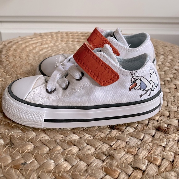 Converse Shoes Converse Olaf Carrot Nose Strap Poshmark